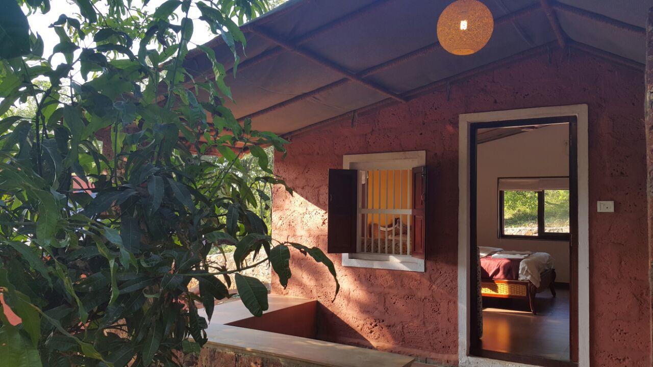 Cherilyn Monta Resort - Ratnagiri Vatul Exterior photo