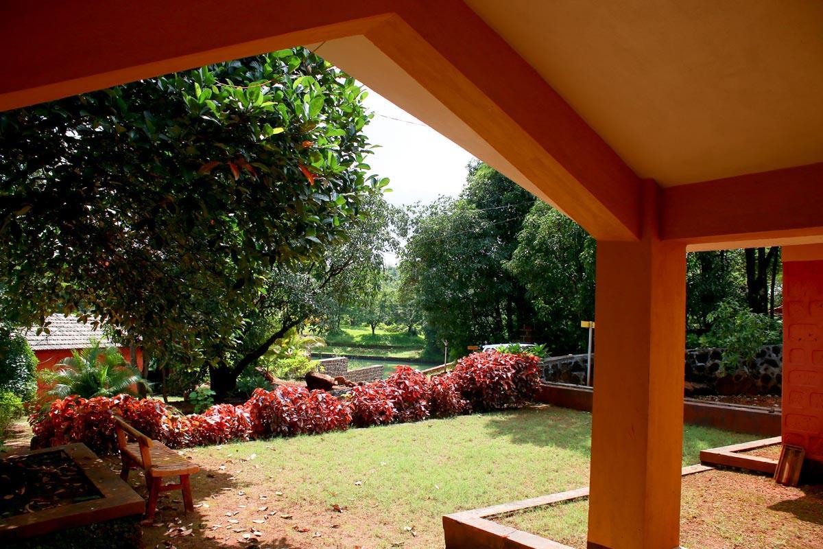 Cherilyn Monta Resort - Ratnagiri Vatul Exterior photo